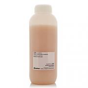 Davines (特芬莉) 達芬尼斯 LOVE 甜愛柔潤洗髮露 1000ml  (水感洗髮乳)